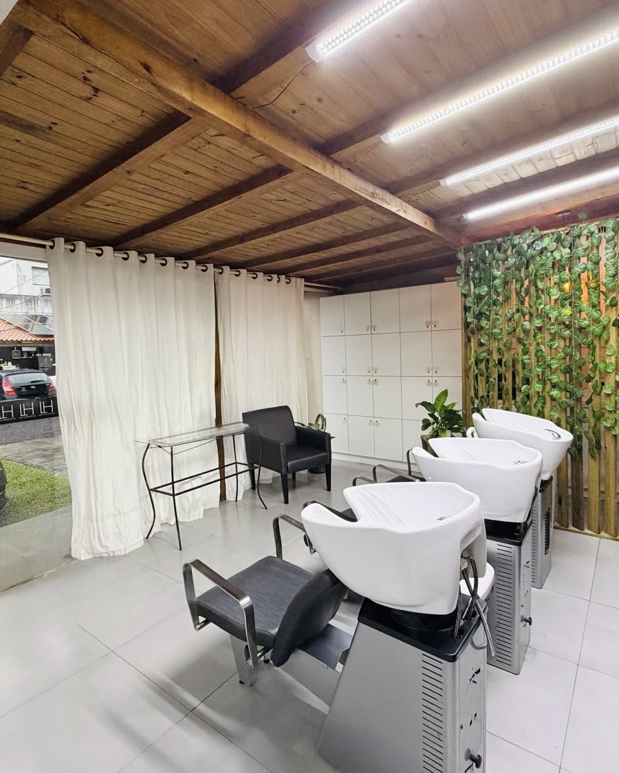 Espaço de lavagem da Look Hair